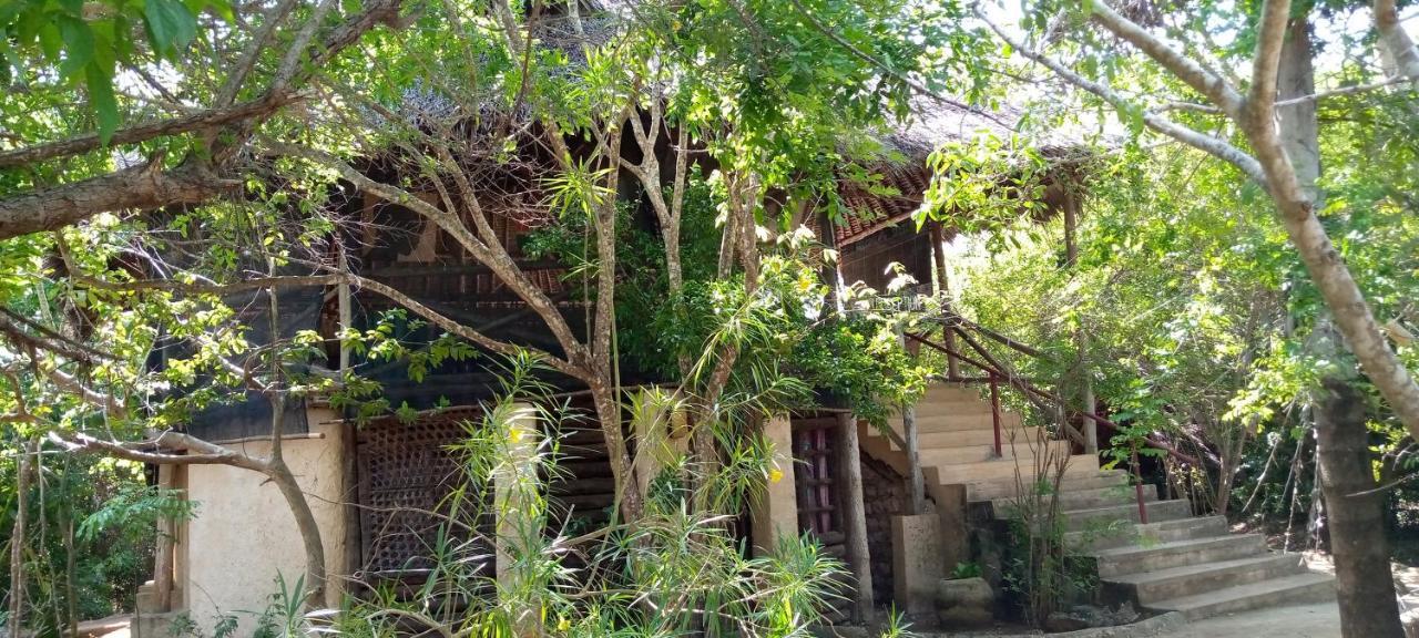 Stilts Диани-Бич Экстерьер фото